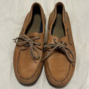 Men’s Sperry boat shoes